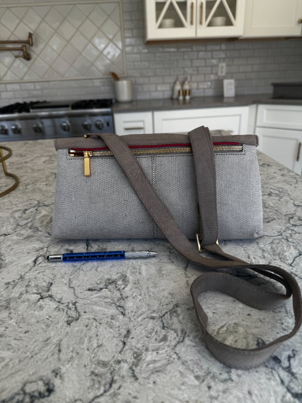 Hammitt Tan Crossbody Purse and Wallets - Picture 4 of 8